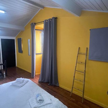 Bed and Breakfast Fenais Da Luz House Exterior foto